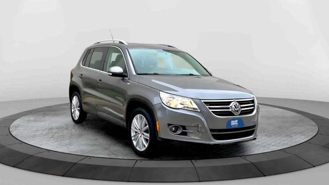 2010 Volkswagen Tiguan SEL