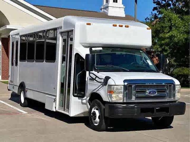 2014 Ford Econoline E450